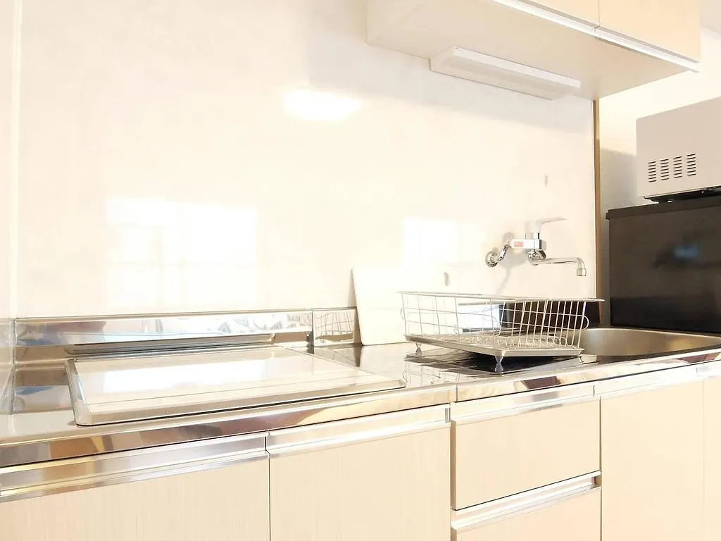 H26 Apartment In Shinjuku contacts