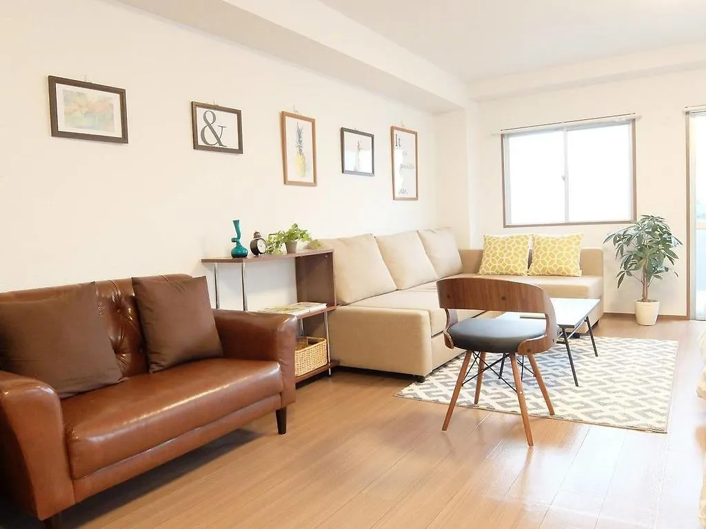 H26 Apartment In Shinjuku Tokyo